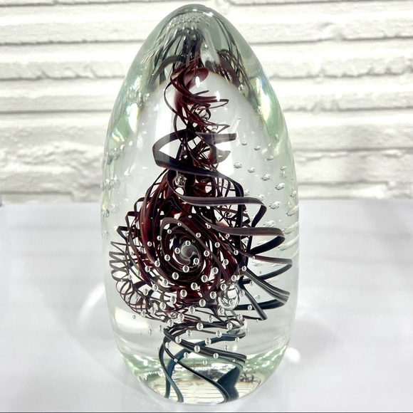 Vintage 1996 Henry Summa Large Egg Glass Paperweight Maroon Ribbon & Bubbles - Picture 1 of 12